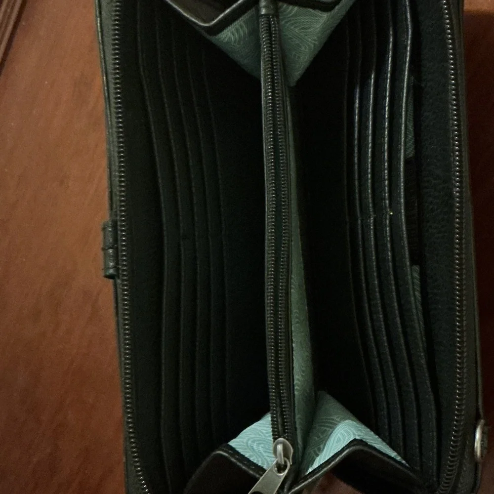 Nine West Black Wristlet with Cell Pocket and Strap - Picture 5 of 7